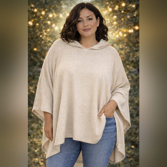 Lane Bryant Tops - Lane Bryant LIVI Cream Oversized Hooded Poncho Sweater Size 18/20